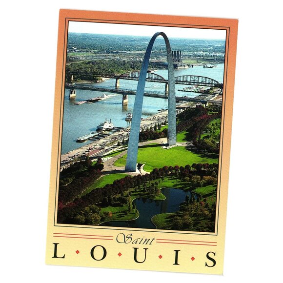 Saint Louis Gateway Arch Postcard Jefferson National Memorial Photo Tourist View - Picture 1 of 2